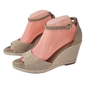 Vince Camuto Felyn Espadrille Suede Wedge Sandals Womens 8.5 Tortilla Buckle Hee